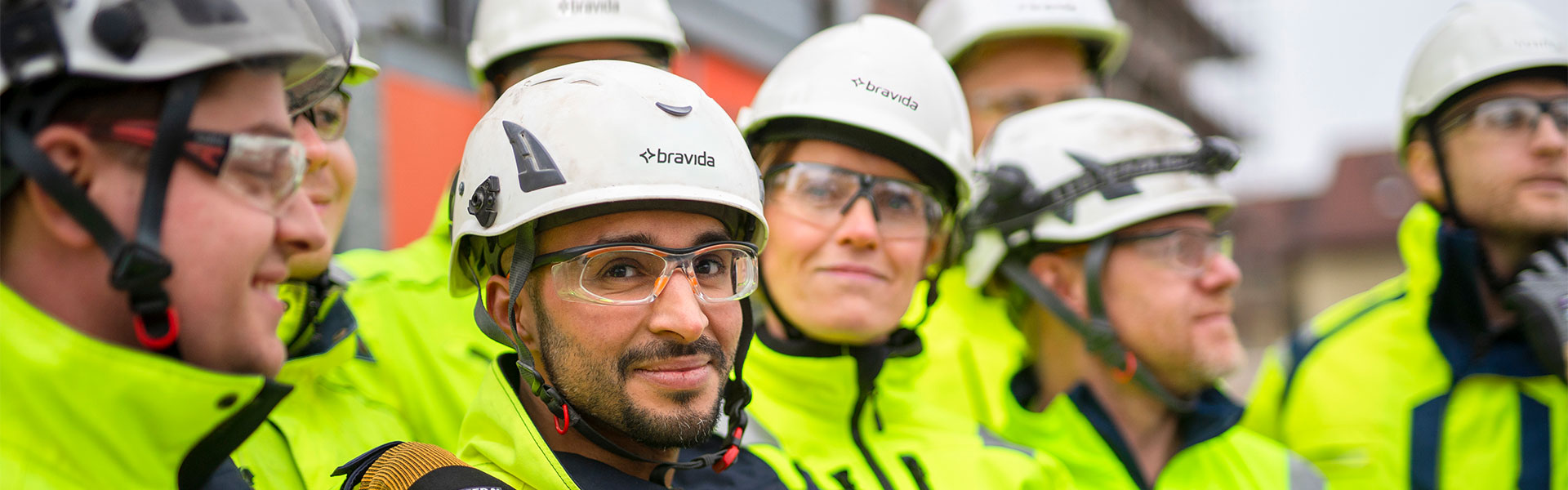 bravida-1920x600px-fieldworkers