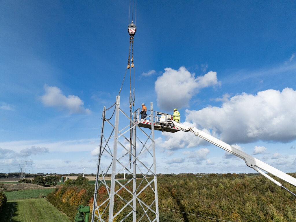 El-distribution og højspænding