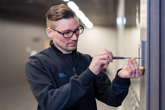 Installation av olika säkerhetslösningar | Bravida Åre