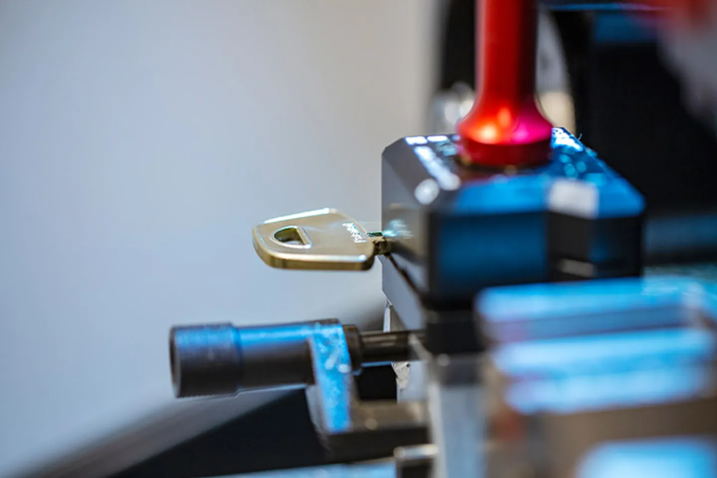 Installation av lås med Bravida